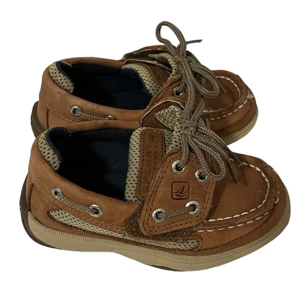 Sperry Brown Moccasin Shoes with Nautical Design